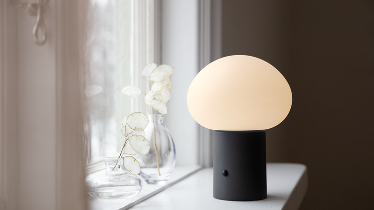 Rusta_2023_S3_Lamp_Alta_1-I
