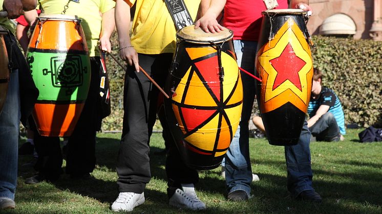 Karnevalståg i Malmö under Festival Latino