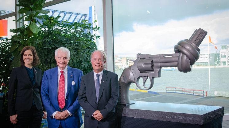 Stena och Non Violence project