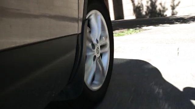 Tuore tutkimus paljastaa suomalaisten tiedot autoilun ekologisuudesta (MP4 - 640x352 pikseliä)