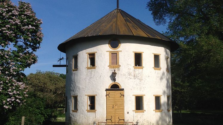 Svenska Bin bosätter sig i bipaviljongen på Nygårds Herrgård söder om Visby. Foto: Nygårds Herrgård.