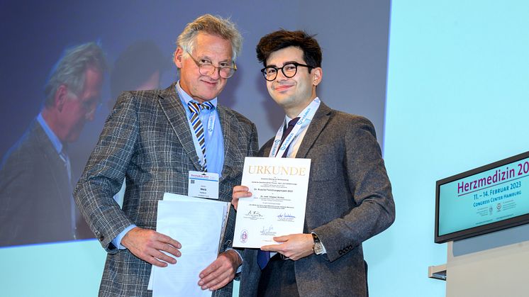 Foto_Prof-Dr-Welz-und-Dr-Hristian-Hinkov-Foto-David-Ausserhofer_DGTHG