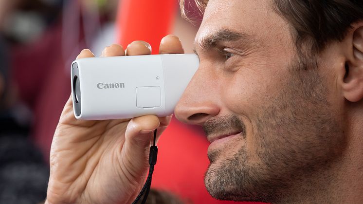Canon PowerShot ZOOM