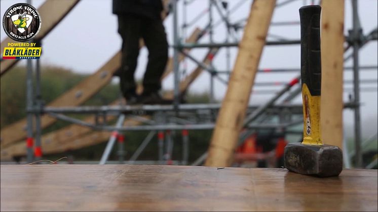 Blåkläder Workwear im Einsatz beim Strong Viking Aufbau