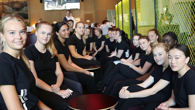 Elever på hotellutbildningen på Realgymnasiet i Stockholm_bild 2