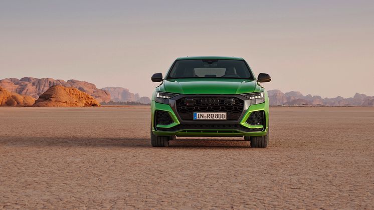 Audi RS Q8 (Javagrøn)