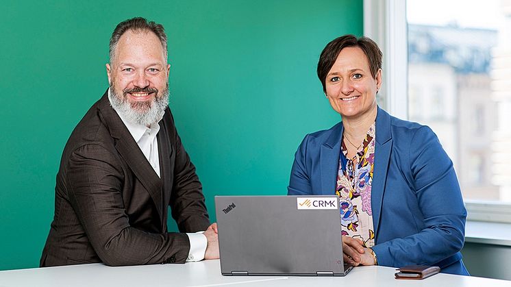 Gustaf Westerlund, MVP och grundare. Kathrine Hogseth, VD, CRM-Konsulterna.