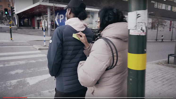 Kampanjfilmen “Där är du, bakom mina fördomar” vill belysa fördomar och visa på hur vi i vardagen sätter etiketter på andra människor