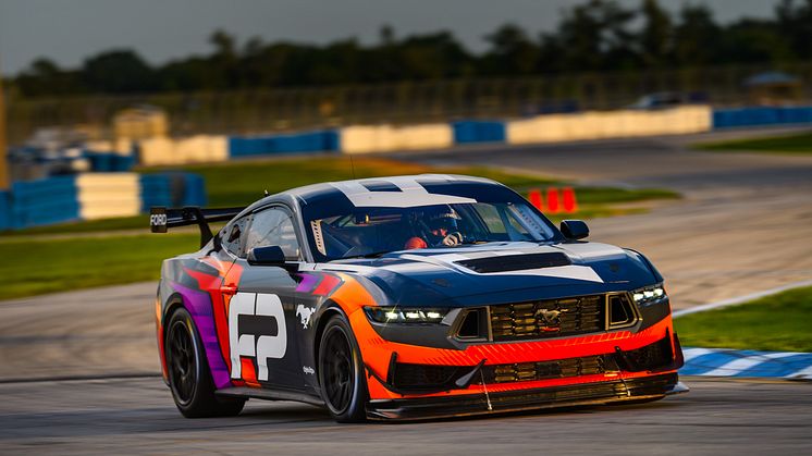 2023 Ford_Mustang GT4 (32)
