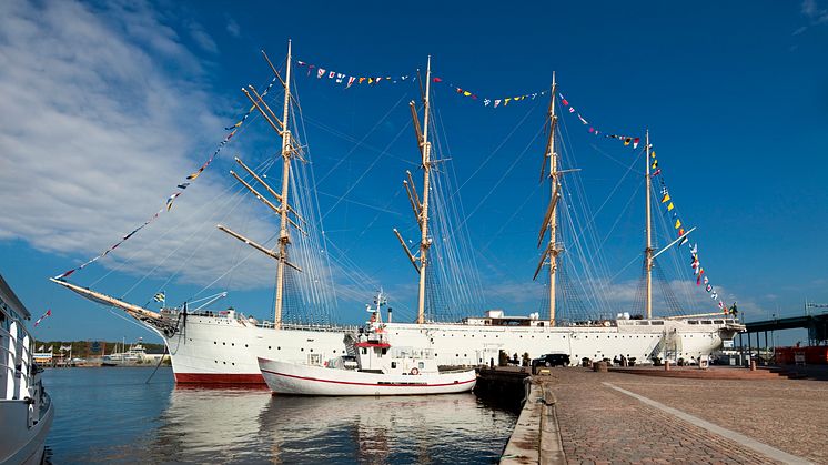 Barken Viking i ny regi