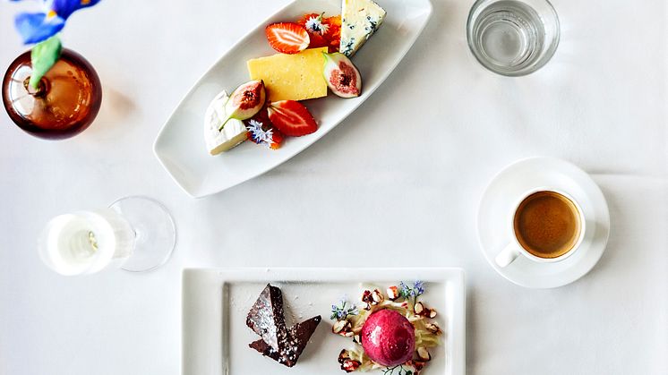 BLACKCURRANT & CHOCOLATE (rajattu) klein