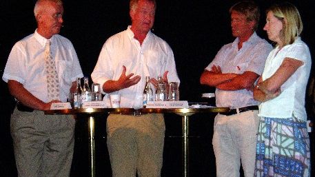 Bodström (s) och Pehrson (fp) i debatt om illegal alkohol