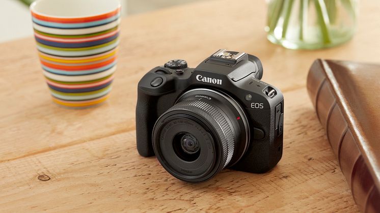 Canon EOS R100-GaryMorrisroe-Ambient-50609