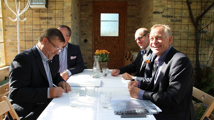 Anders Bergqvist,  Jonas Wallén, (båda från Valmet), Ulrik Nilsson (M), första vice ordförande  i Borås Energi och Miljös styrelse och Gunnar Peters, vd på Borås Energi och Miljö.