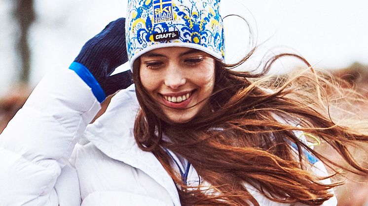 Falun knitted hat with pompom