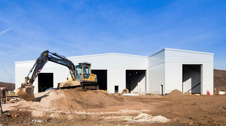 Hitachi Rail Europe celebrates topping out at new Stoke Gifford Train Maintenance Centre