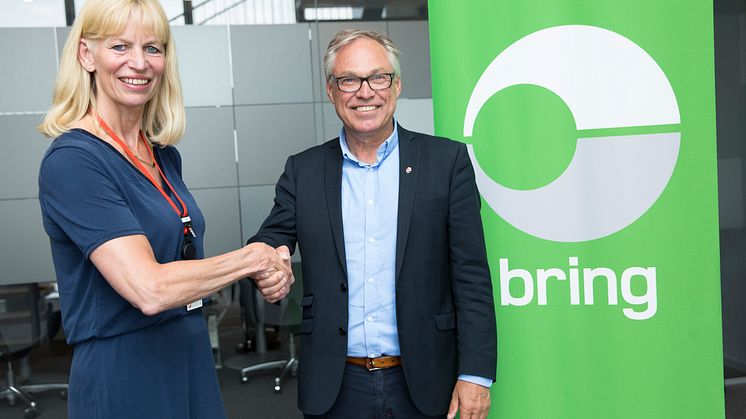Sykkelpresident Harald Tiedemann Hansen og kommunikasjonsdirektør Elisabeth Gjølme i Posten er fornøyd med å kunne samarbeide om å gjennomføre sykkel-VM