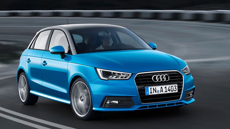 A1 blue side front dynamic