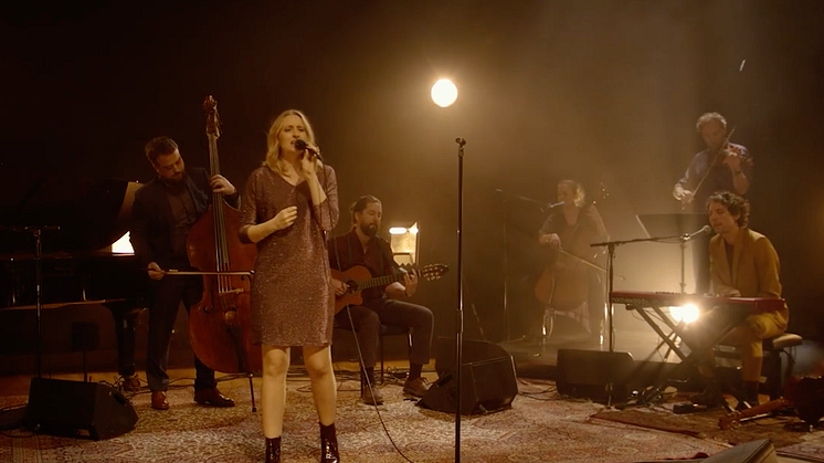 Louisa Lyne & di Yiddishe Kapelye,  Live at Palladium, Instead of a World Tour
