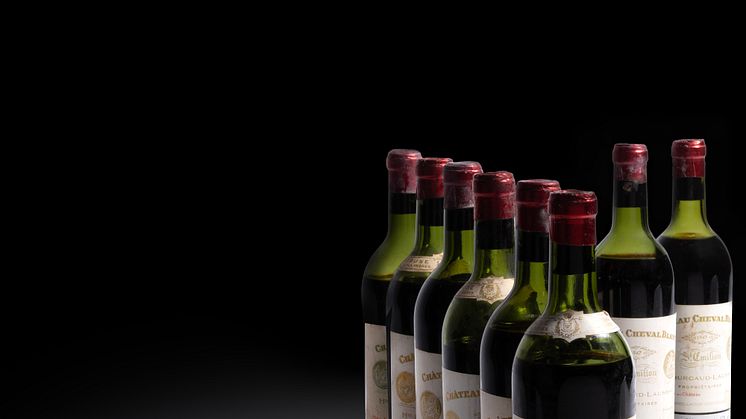 2 bts. Château Cheval Blanc, 1. Grand Cru Classé A 1947 B:C (us).  etc. Total 8 bts....jpg