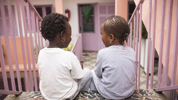 "La Maison Rose" i Senegal - ett skyddat boende för kvinnor och flickor, och som drivs med stöd av Rädda Barnen.  Foto: Guilhem Alandry
