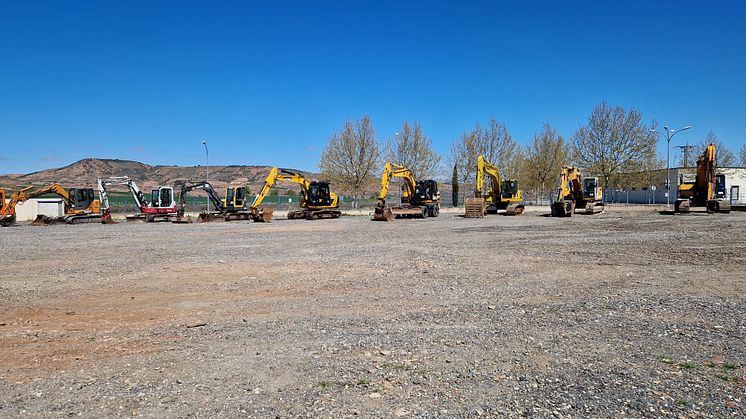 1 Excavators