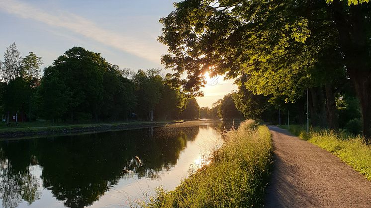 Ny förbifart ska byggas förbi Söderköping, kommer passera under Göta kanal vilket medför flytt av fjärrvärmeledning.