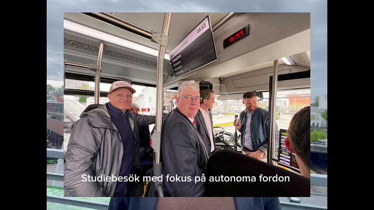 Malung- Sälens näringsliv och kommunalråd teståker självkörande buss
