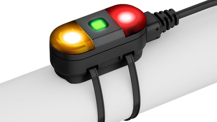 zumo_radar_OF_light_indicator_on_tube_front_right.png