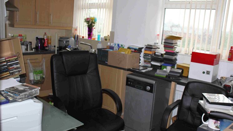 NW 13 14 Jail for online trader - Op Epping 