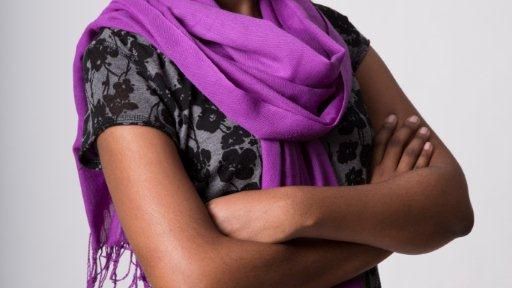Discovery Foundation Nation Builder Award -  Ina Skosana from Mail & Guardian for ‘SA’s midwives chart new course’