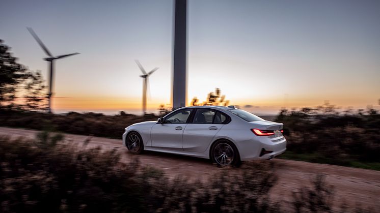Helt nye BMW 330e Sedan