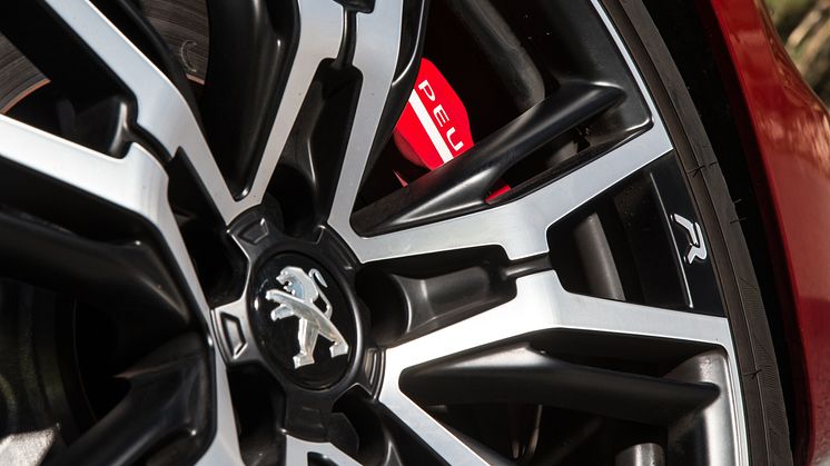 Peugeot RCZ R_08