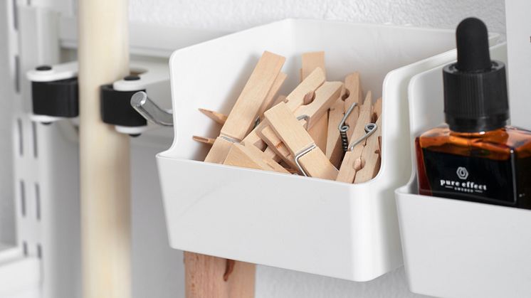Elfa_Laundry_Cleaning_Interior_Click-in_system_Classic_2021_03_16.jpg