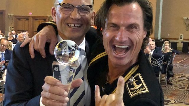 FIRAR I LAS VEGAS: Torgeir Silseth, CEO, och Petter Stordalen, grundare av Nordic Choice Hotels.