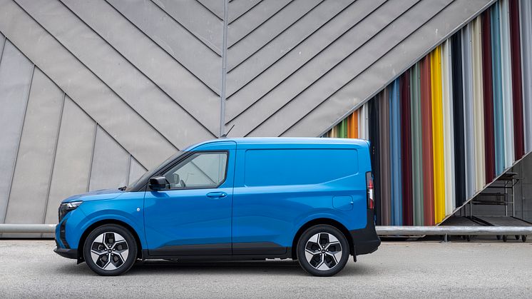2025 Ford E- Transit Courier (6).jpg