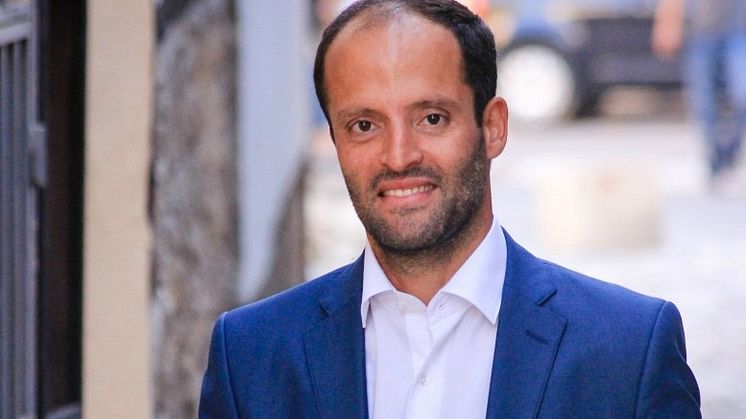 Idriz Zogaj jobbar som hjärn-PT. Foto: Valton Qoqaj