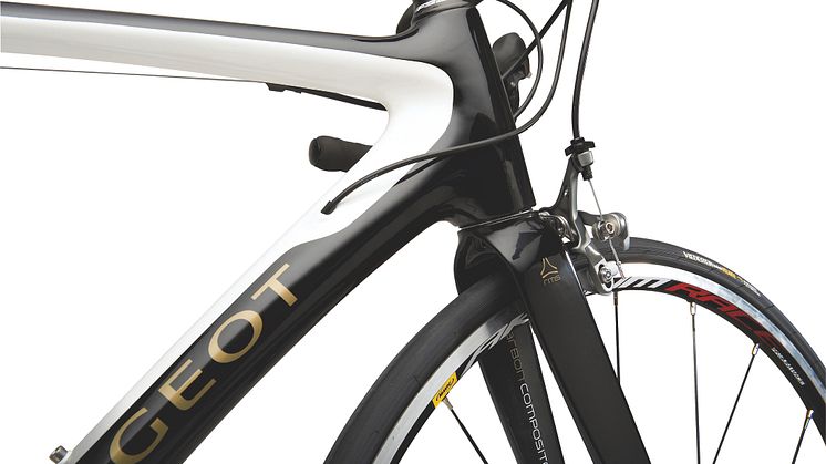 Peugeot cyklar vidare i Sthlm Bike