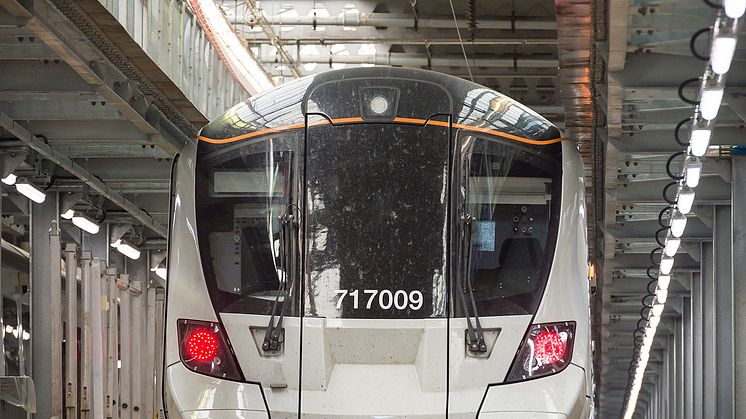 New Moorgate 717 train - front