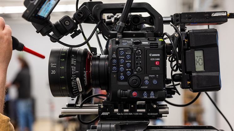 Canonin RF-kiinnityksellä varustettu EOS C400 -elokuvakamera