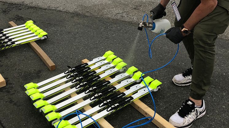 COVID-19 RENHOLD: Glem spriting - nå er det "fogging" som gjelder