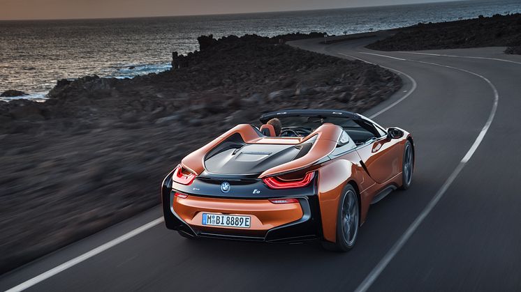 BMW i8 Roadster