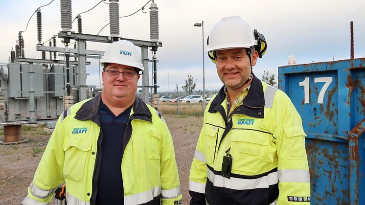 #tillsammansför17, Peter Johansson och Magnus Olofsson projektleder förstärkningen och moderniseringen av Ängelholms elnät. (Bild från stationen vid Åkerslund. Foto:Lovisa Lundström)