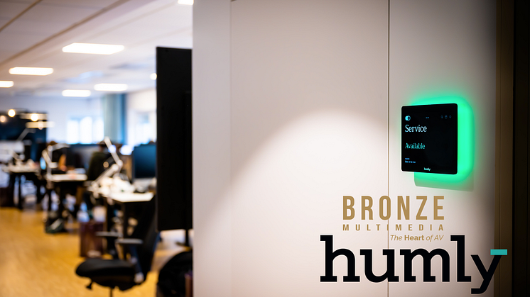 Bronze och Humly. 
