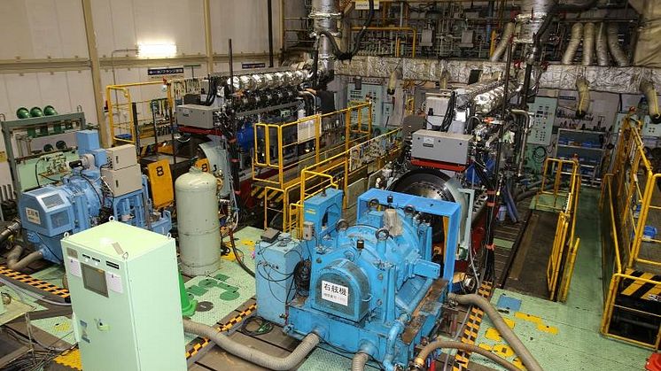DF_tugboat_engines
