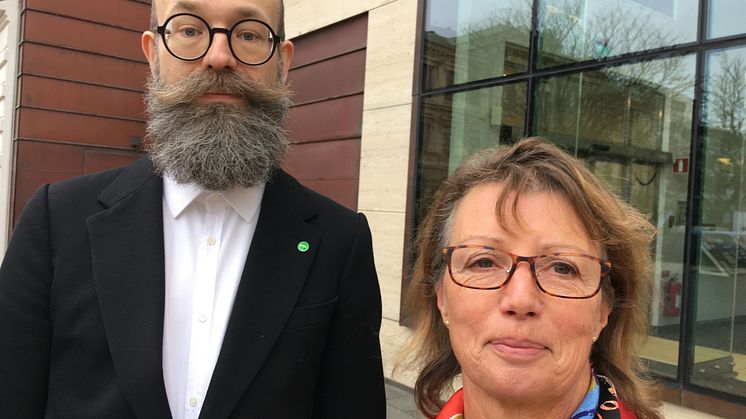 Kami Petersen (MP) och Angela Everbäck (MP) föreslår att Region Skåne bygger klimatneutralt senast 2030.