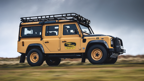 Land Rover Classic vil bygge 25 helt nye Defender Works V8 Trophy-biler  til et eventyrlig arrangement på Eastnor Castle i 2021 