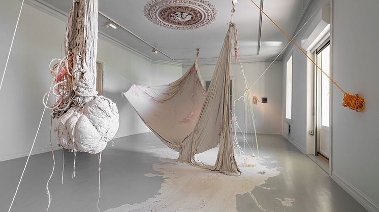 Hedvig Winge Porcelain Piece 2020