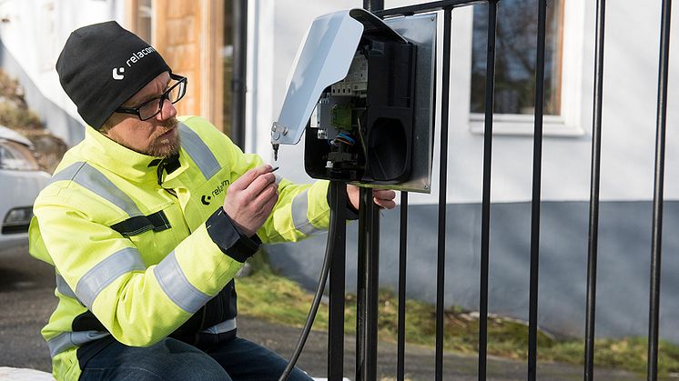 DEFA och Relacom i stark allians kring elbilsladdning 