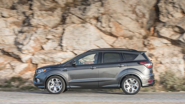 ST-Line_Kuga_031